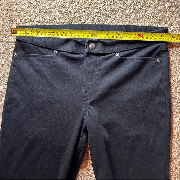 Hue Black Stretch Solid Color Denim Jeans Legging - Picture 5 of 7